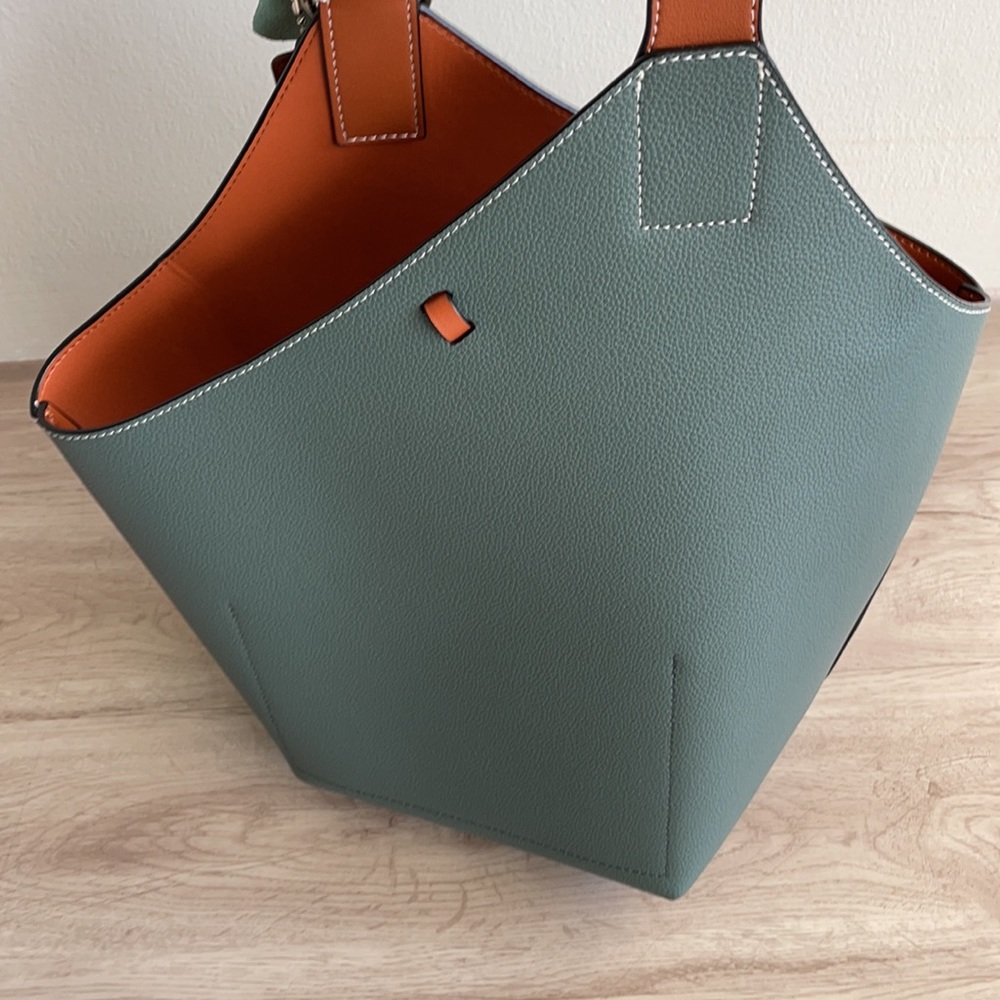 Handmade Leather Structured Bucket Bag
